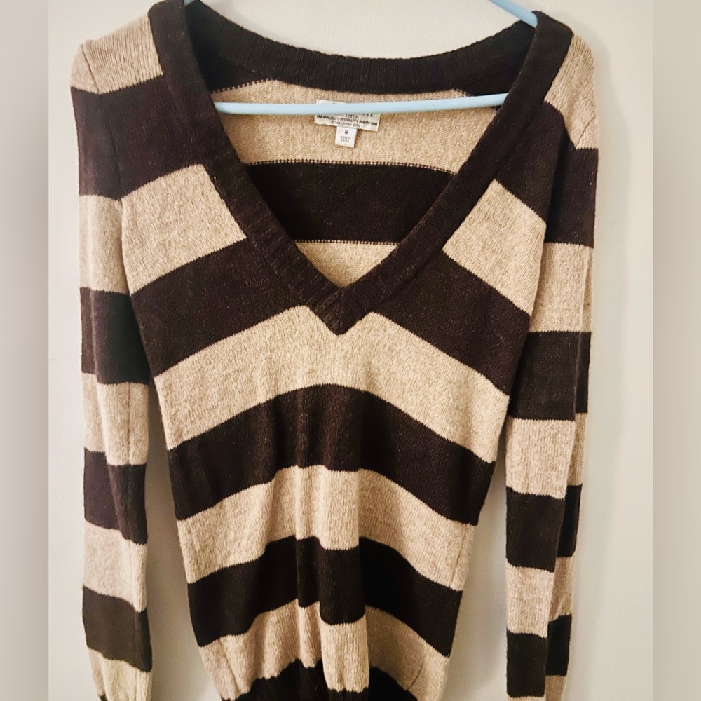 ABERCROMBIE & FITCH Striped V-Neck Sweater Striped Brown & Beige, Small, EUC